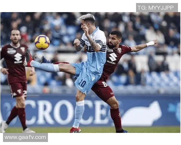 德甲焦点战：那不勒斯与马竞激战成平局全场沸腾解析